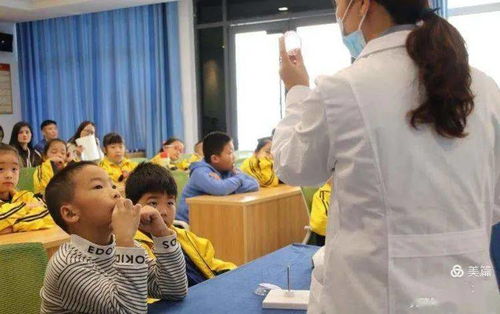 光明路小学二1班“我是眼科小医生”实践活动圆满举行 医药教学器材助力视力健康启蒙